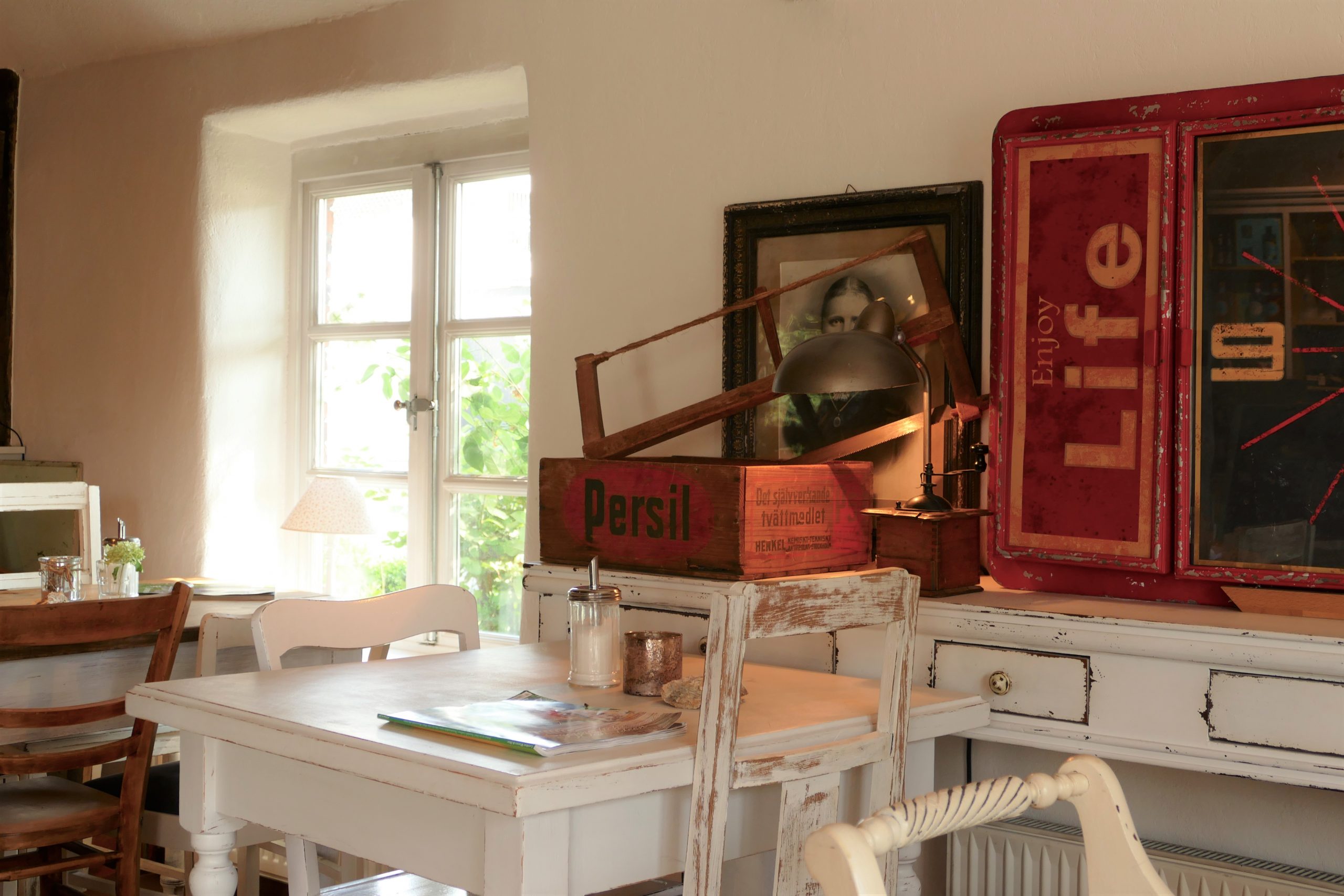 Ausnahmen bestätigen die Regel Luca und Lia Café und Feines